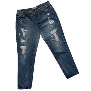 KanCan Distressed Destroyed Curvy Jeans size 11 / 29